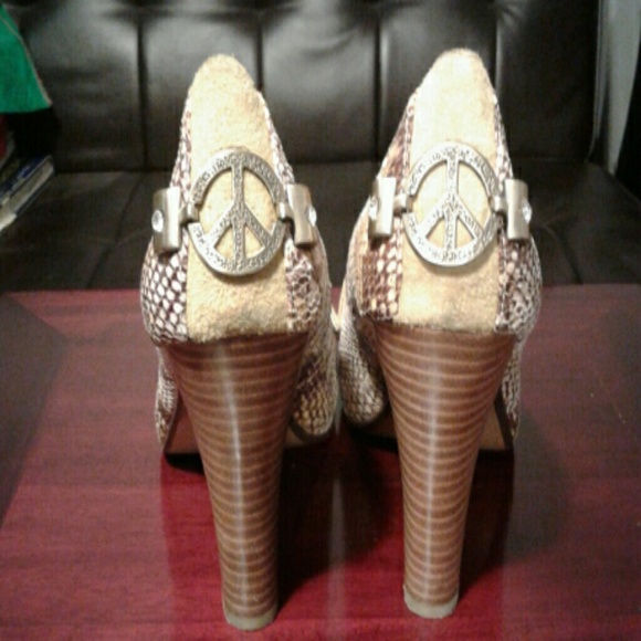 Naughty Monkey Heels - Picture 3 of 7